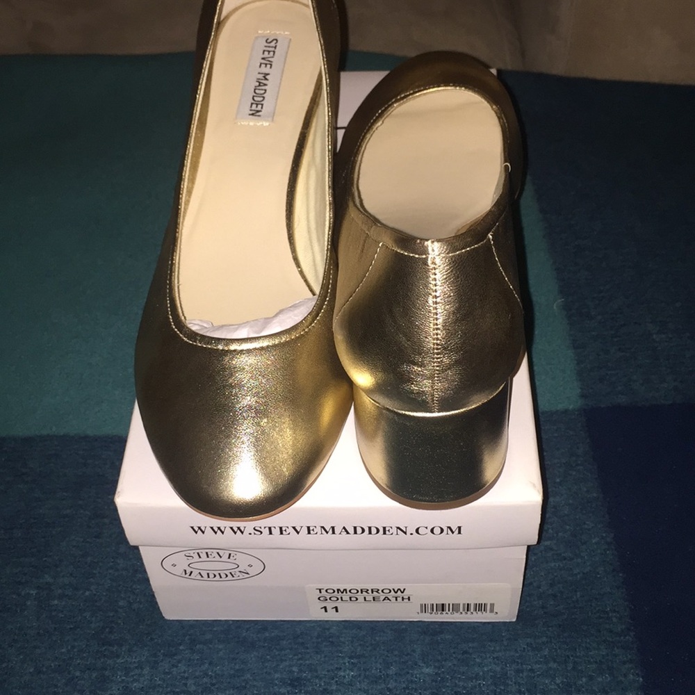 NEW Steve Madden Tomorrow Gold Leather Mid Heel